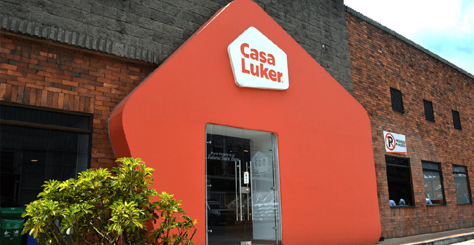 Casaluker_empresa_pujante